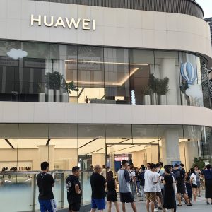 華為Mate 60 Pro能否從iPhone奪回失去的市佔? (信報「財智博立」專欄)